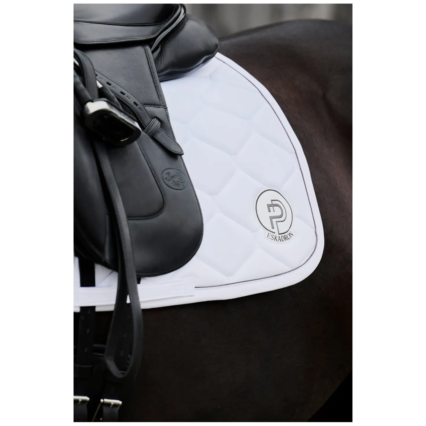 ESKADRON Platinum Schabracke Softshell Emblem