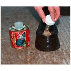 KEVIN BACON'S Liquid Hoof Dressing